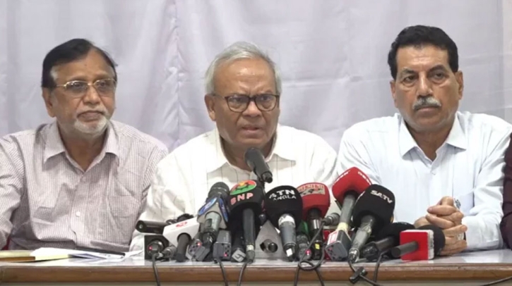 একটি গোষ্ঠী মব সন্ত্রাসকে ক্যানসারে পরিণত করেছে: রিজভী একটি গোষ্ঠী মব সন্ত্রাসকে ক্যানসারে পরিণত করেছে: রিজভী