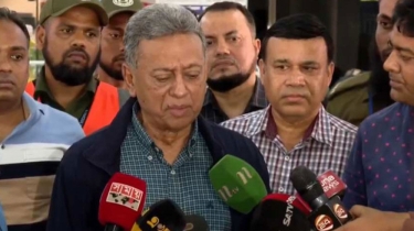 গণতন্ত্র ফেরাতে দ্রুত নির্বাচন চায় বিএনপি: আমীর খসরু