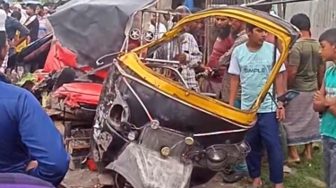 ভাঙ্গায় বাস-মাহিন্দ্রা সংঘর্ষে নিহত ৫