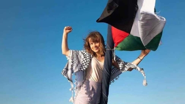 বিশ্ব কাঁপানো কে এই গ্রেটা থুনবার্গ?