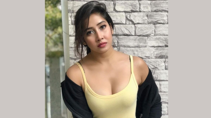 যার উষ্ণতার কাছে হার মানেন বলিউড অভিনেত্রীরাও!