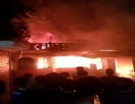 মুক্তাগাছায় এক পরিবারের বাড়িতে হামলা ও অগ্নিসংযোগের অভিযোগ, বিএনপি নেতার বিরুদ্ধে অভিযোগ